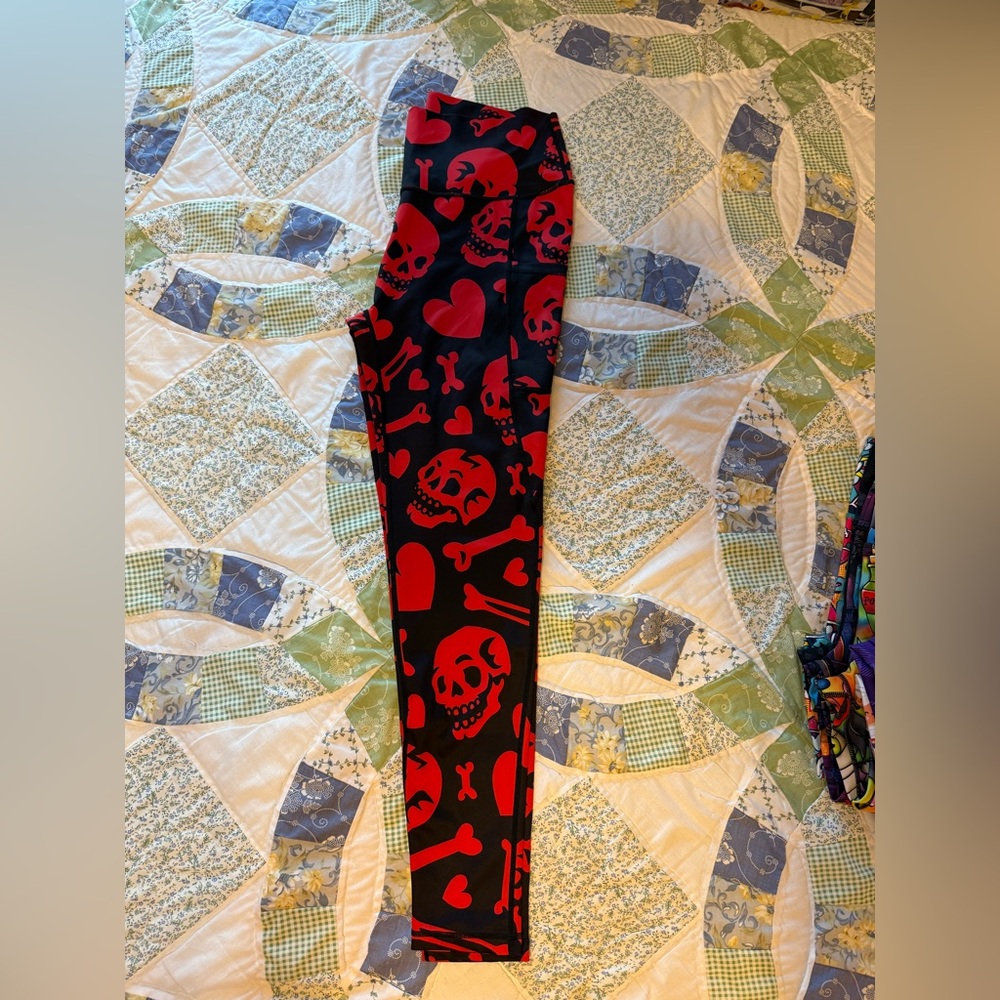 CVG bleeding love full length leggings